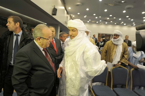 Cérémonie de paraphe de l'Accord de paix à Alger en mars 2015. New Press