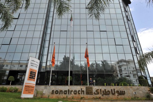 Le siège de Sonatrach. New Press