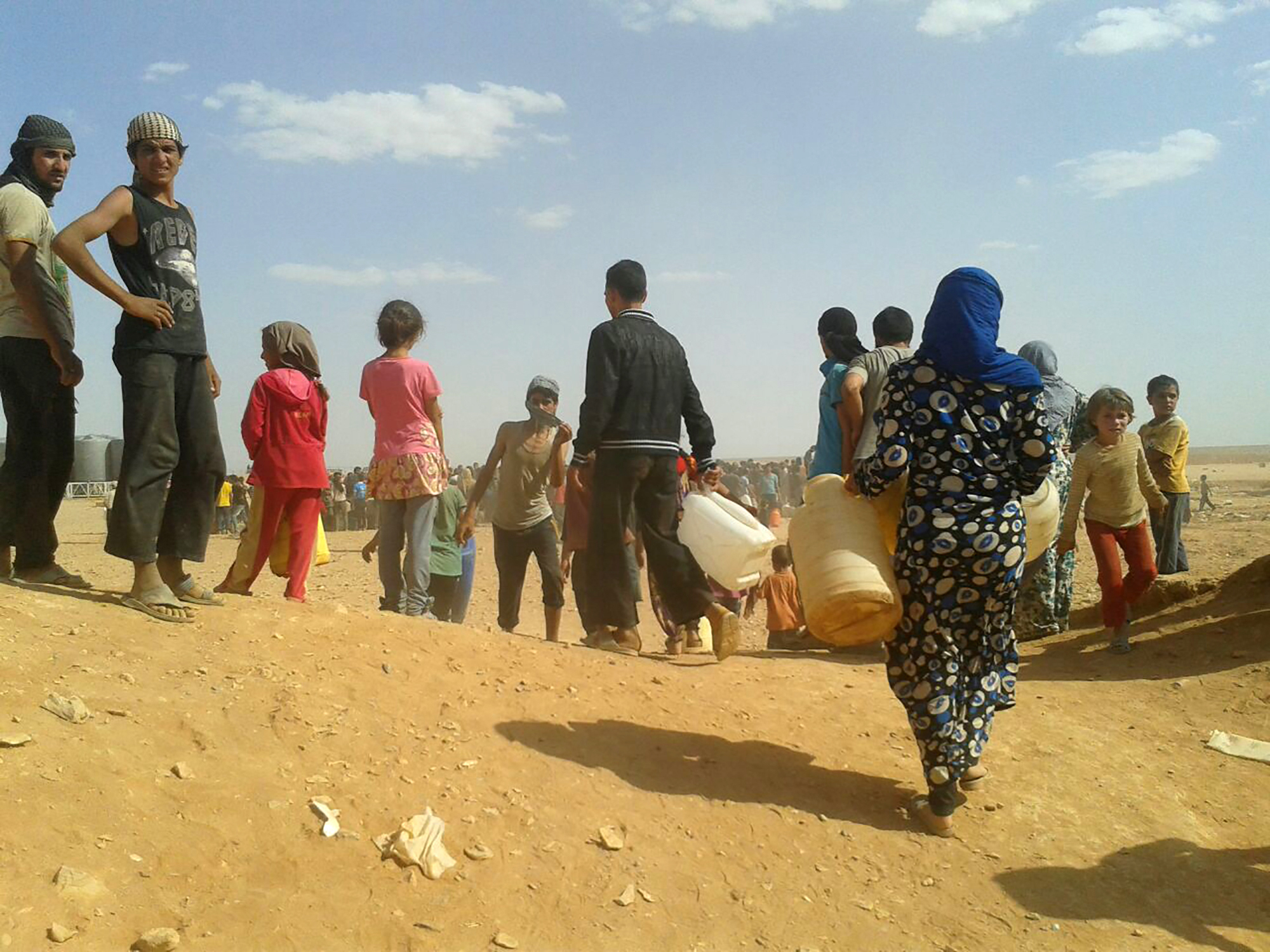 Réfugiés syriens bloqués dans le désert : le CICR préoccupé