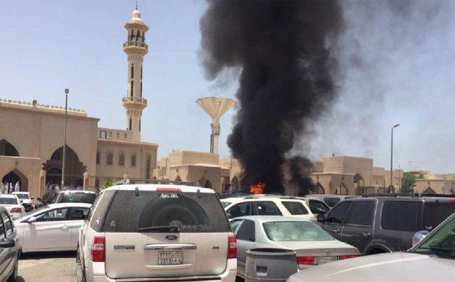 Au moment de l'explosion près de la mosquée de Médine. D. R.