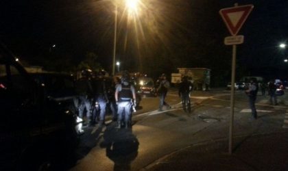 Six gendarmes blessés par arme à feu près de Paris