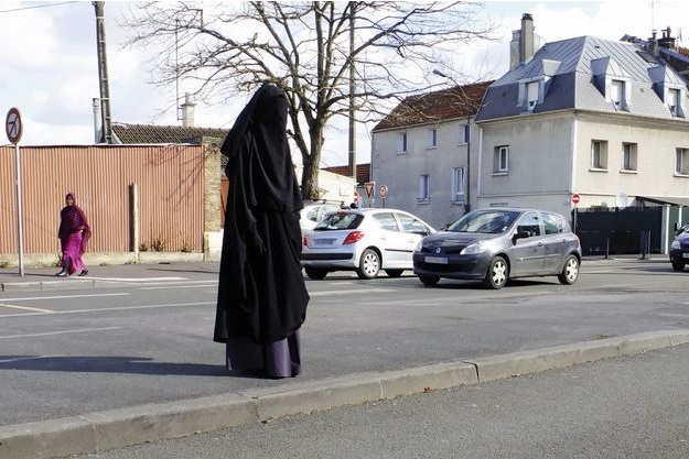 Les Beurs s’abreuvent plus de littérature religieuse radicale. Ici, à Montreuil, dans la banlieue de Paris. D. R.