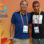 Makhloufi en compagnie de son entraîneur à Rio. D. R.