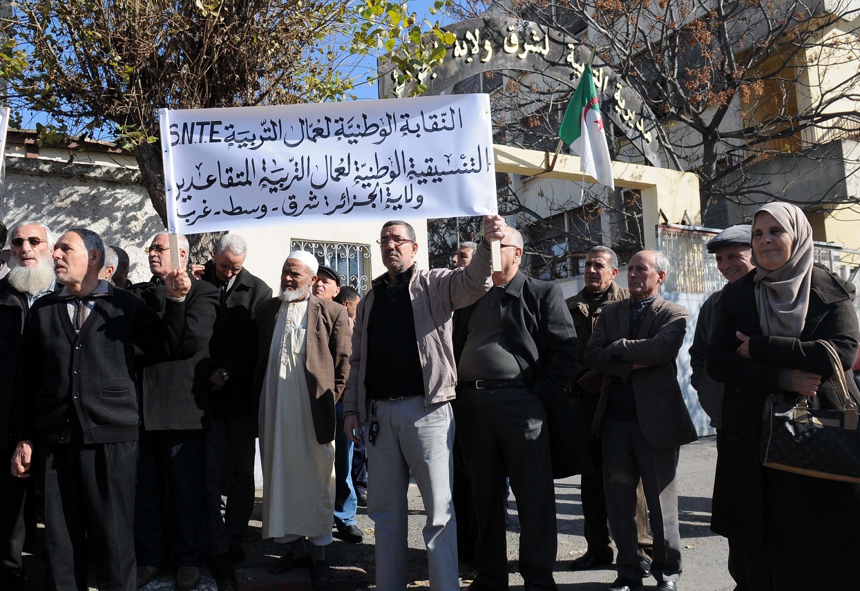 Les syndicats lancent un signal d’alerte pour le gouvernement. New Press