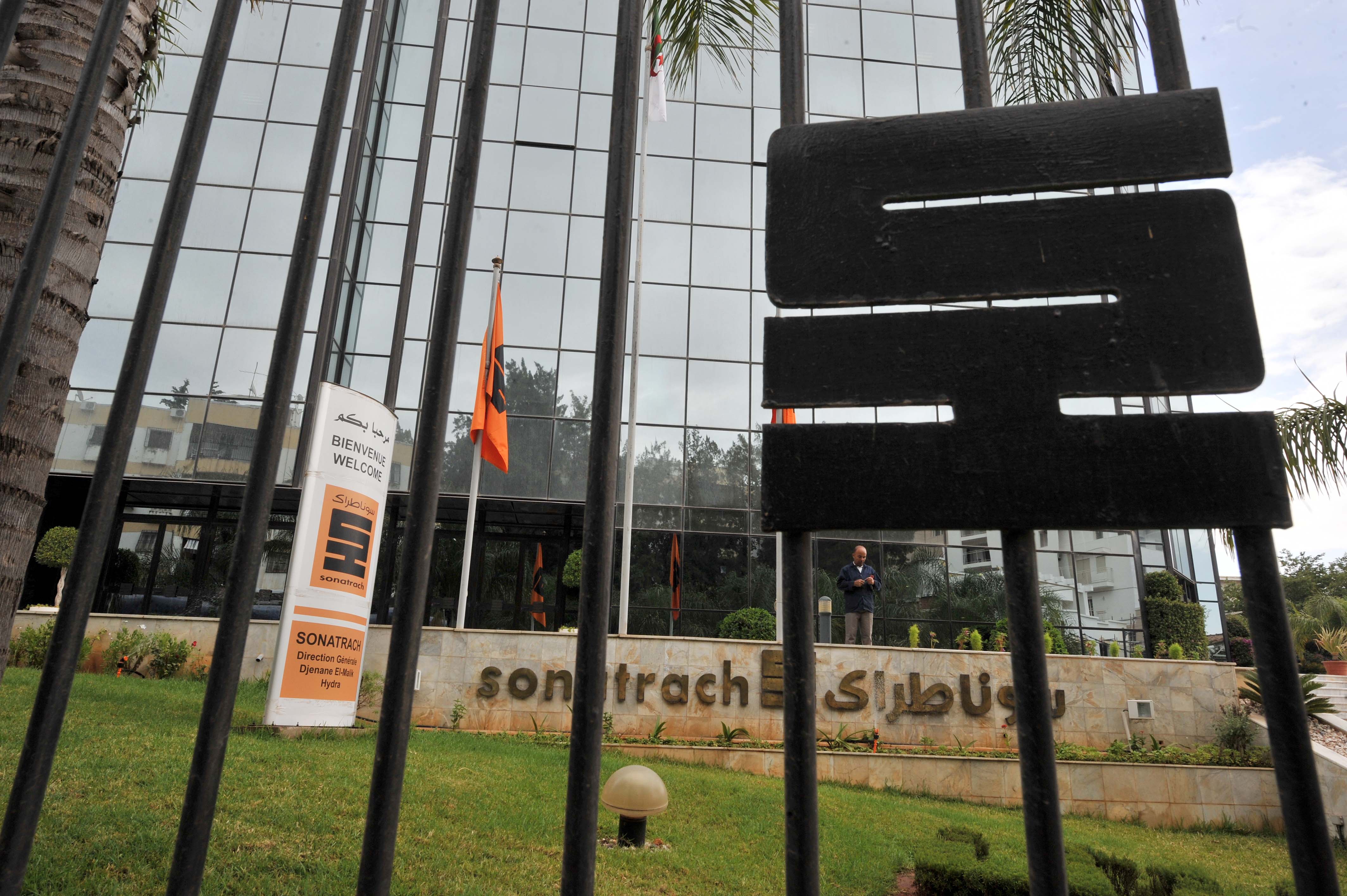 Siège de la Sonatrach. New Press