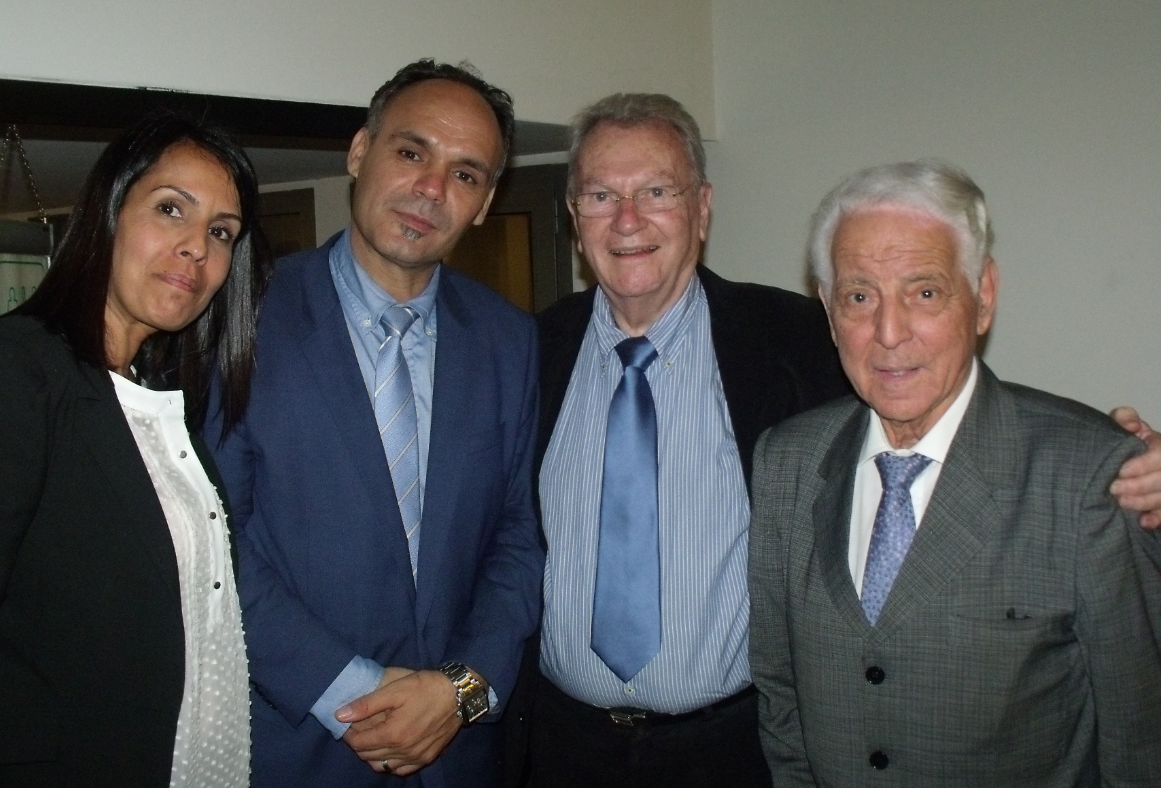 Le président de l'Ufac, Abdelkader Haddouche, avec Yves Bonnet et Ali Haroun. D. R.