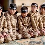 Des enfants embrigadés par Daech. D. R.