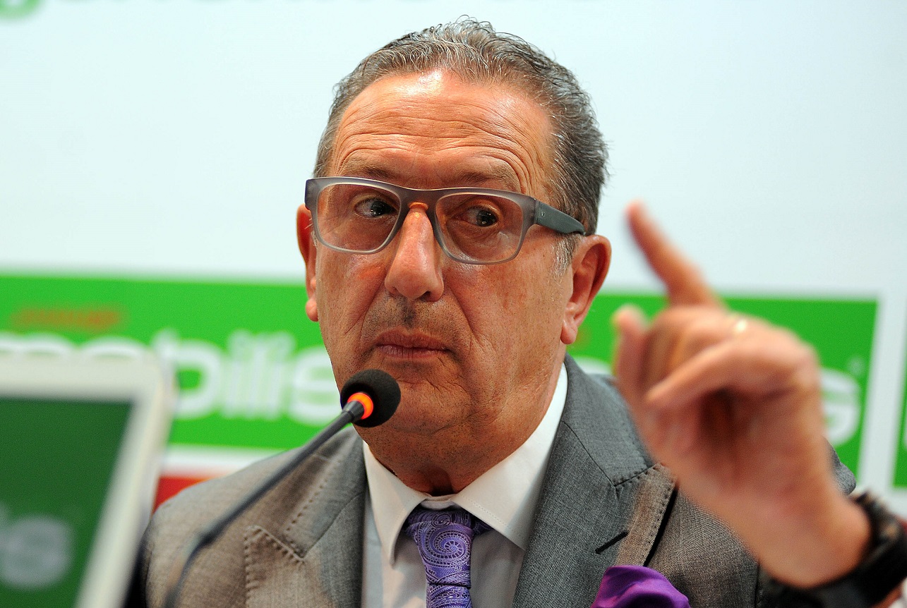 Leekens lors de sa première rencontre avec les médias algériens. New Press