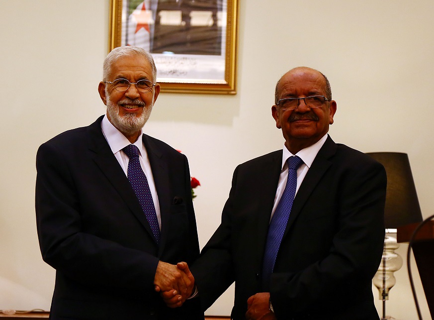 Abdelkader Messahel avec le ministre libyen des Affaires étrangères. New Press