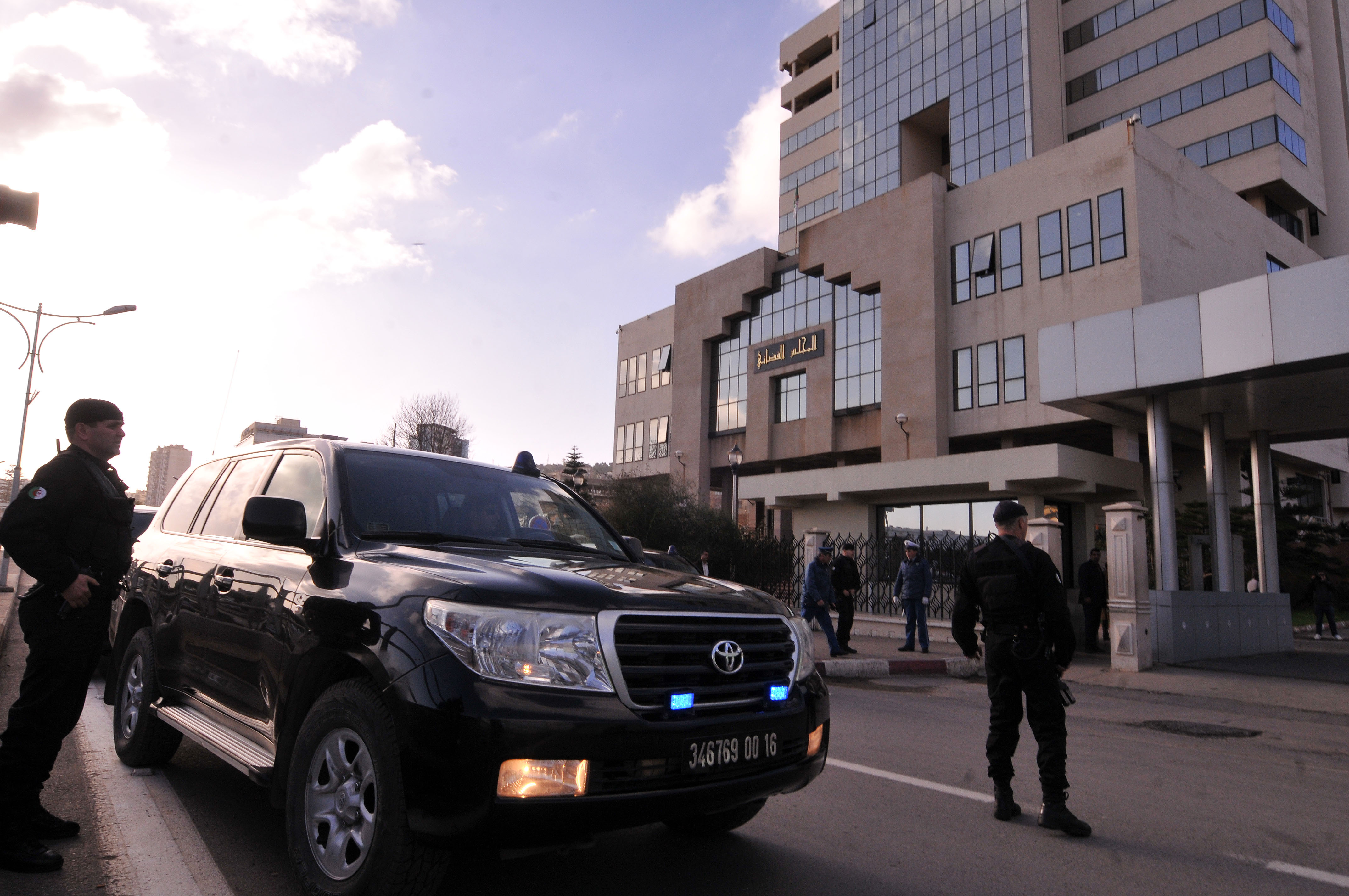 Au moment de l’arrivée de Chouaïb Oultache à la cour d’Alger. New Press