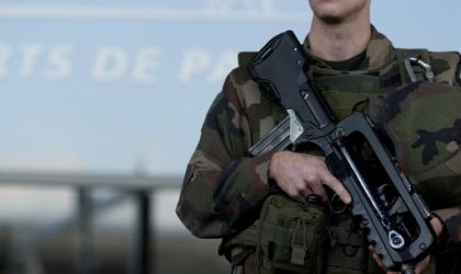 Un attentat déjoué de justesse à l’aéroport d’Orly : deux terroristes abattus