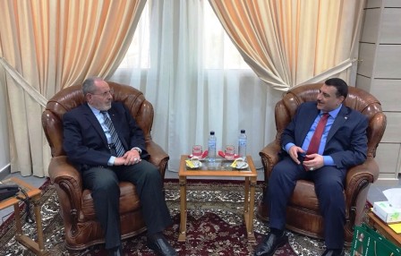 Entretien entre l'ambassadeur irakien et Bouabdallah Ghlamallah. D. R.