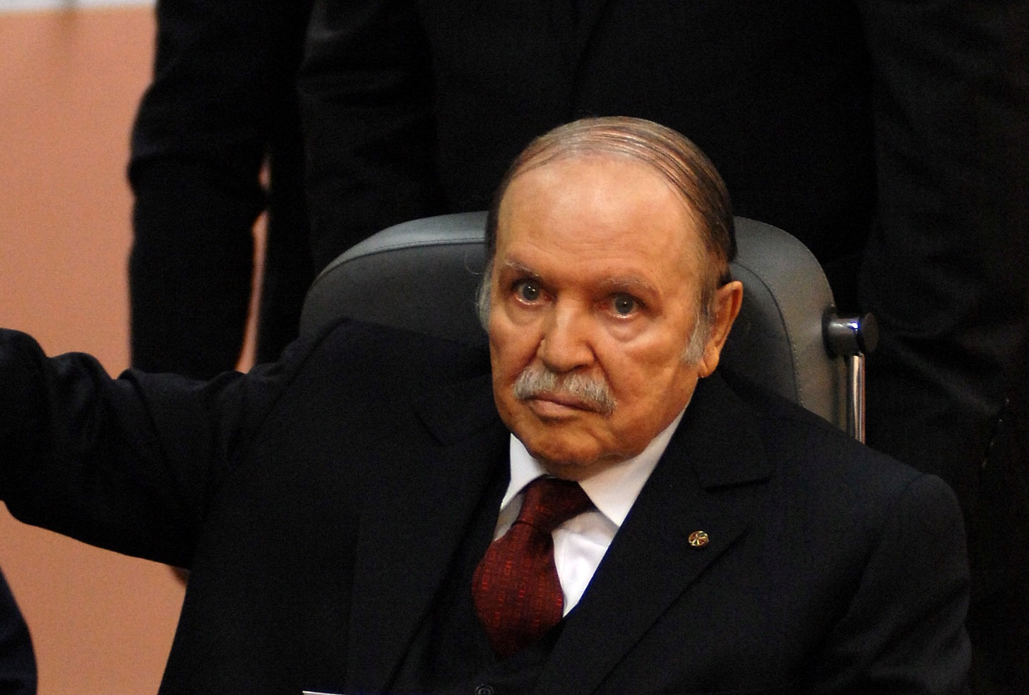 «L’après-Bouteflika» revient tel un leitmotiv dans les médias étrangers. New Press