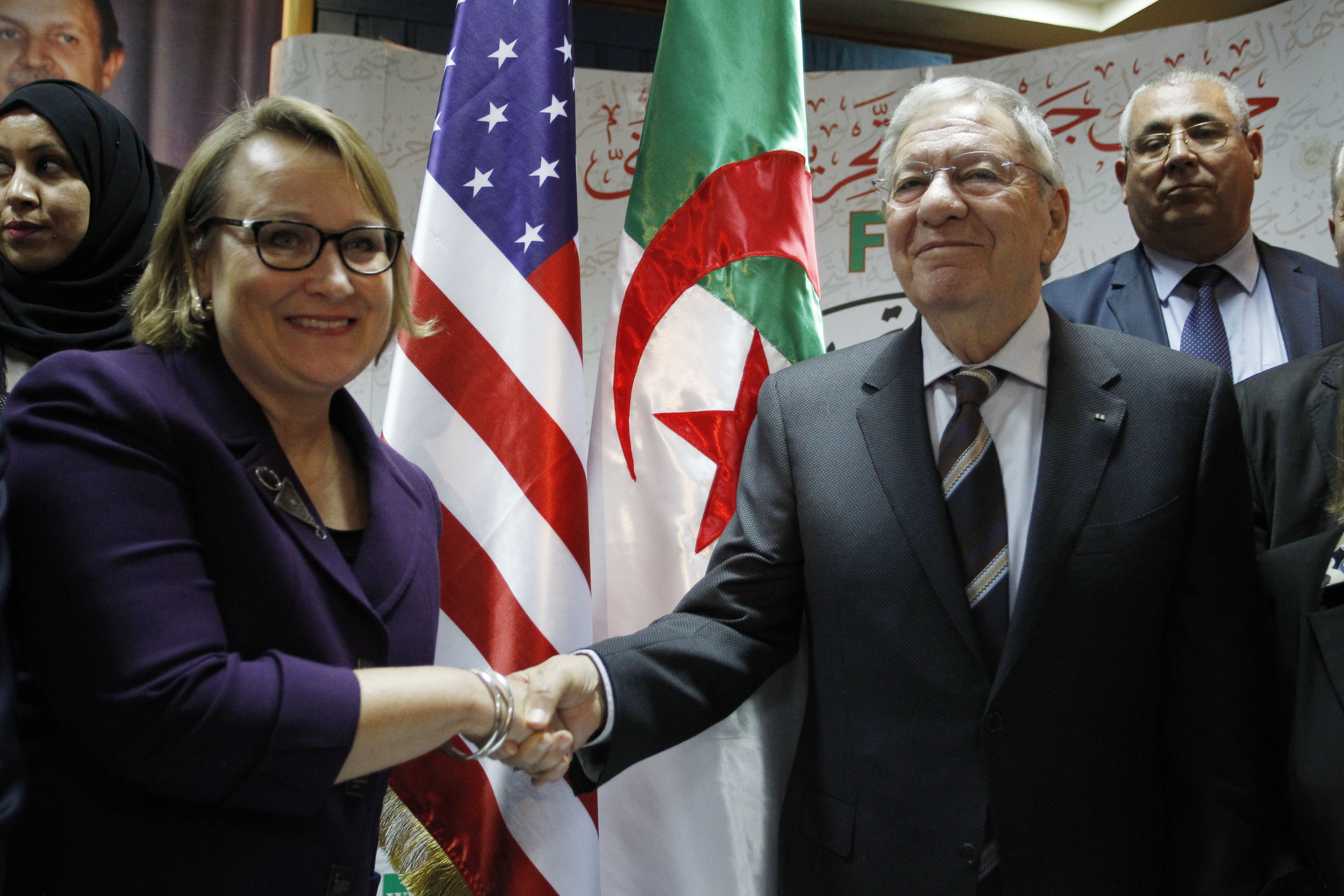 L'ambassadrice des Etats-Unis, Joan Polaschik, reçue par Djamel Ould-Abbès. New Press