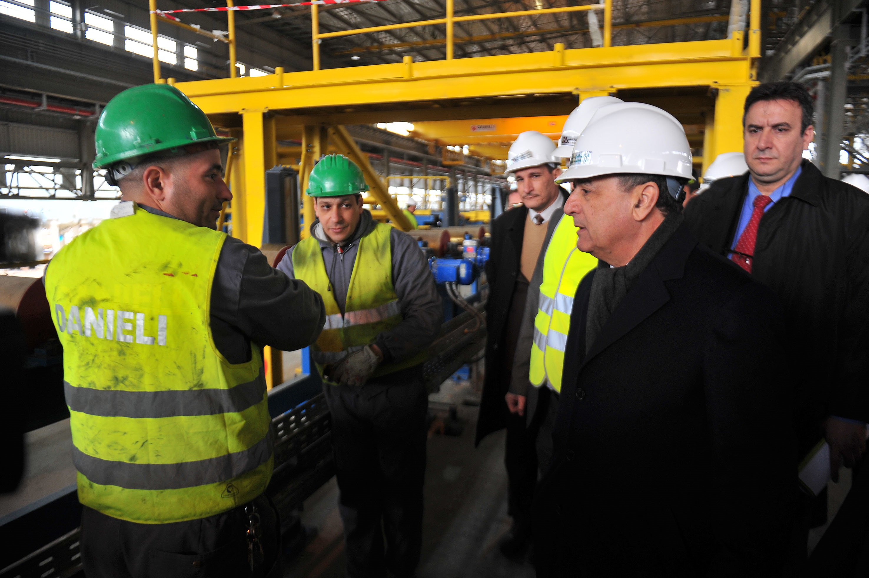 Abdessalem Bouchouareb lors d'une visite au complexe de Bellara. New Press