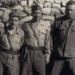 Le colonel Ouamrane (à droite) avec Larbi Ben M'hidi et Krim Belkacem. D. R.