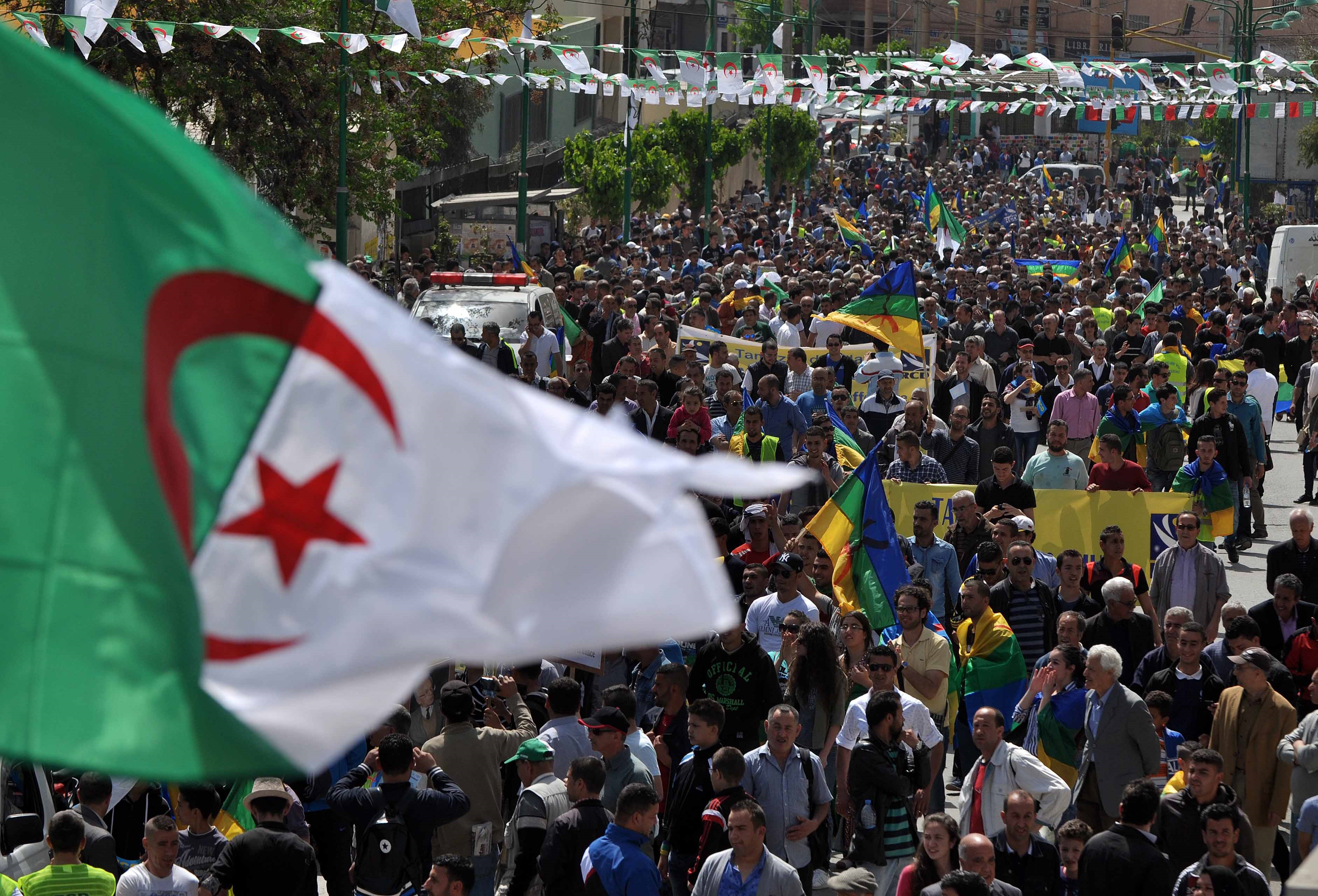 Célébration populaire du printemps amazigh à Tizi Ouzou. New Press