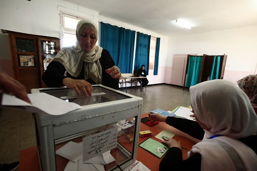 L’administration  est accusée d'avoir modifié les listes d’encadreurs dans plusieurs centres de vote. New Press