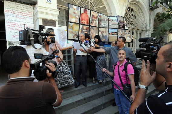 Un sit-in de soutien aux militants sahraouis à Alger. New Press