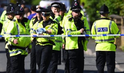 Newcastle : une voiture fonce dans la foule à la sortie d’une mosquée