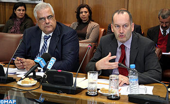 Jean François Dauphin (à droite), chef de mission du FMI pour l’Algérie. D. R.