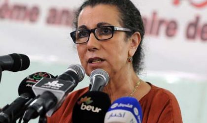 Louisa Hanoune s’en prend à Ouyahia et s’oppose aux privatisations