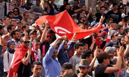 Tunisie : la production pétrolière totalement suspendue