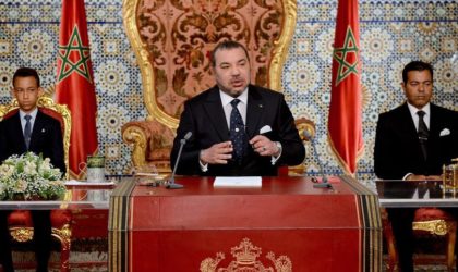 Le roi Mohammed VI sacrifie ses fonctionnaires pour sauver sa peau