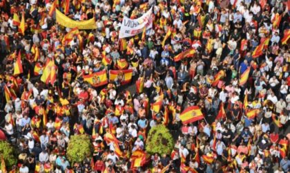 Catalogne : 300 000 personnes manifestent pour l’unité de l’Espagne