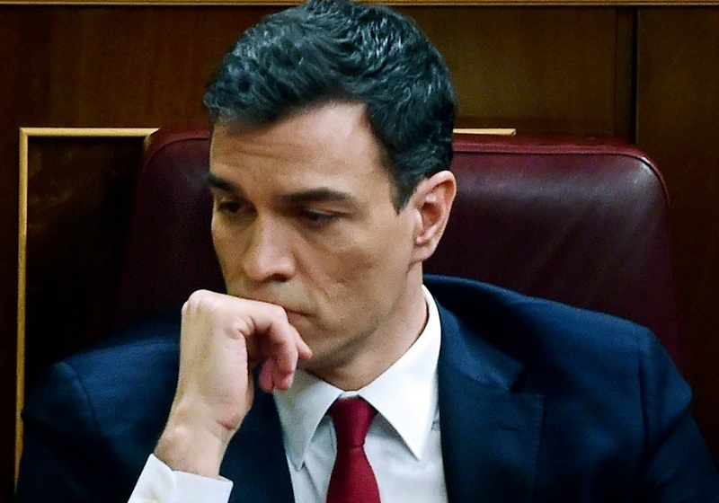 Crise catalane : gouvernement et opposition étudieront une réforme de la Constitution