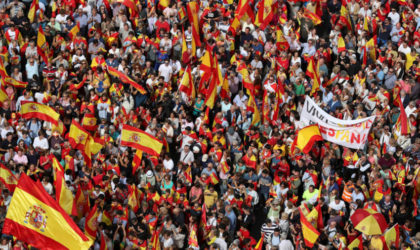 Nouveaux affrontements entre policiers et manifestants à Barcelone