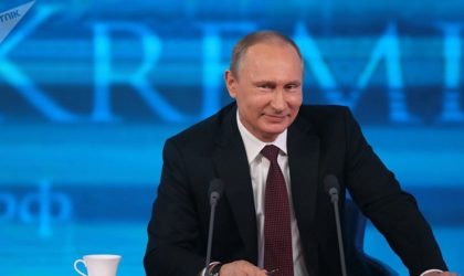 Poutine propose à Biden «une discussion» diffusée en direct