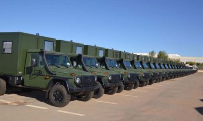 Industrie militaire : livraison de 389 camions Mercedes-Benz à Alger