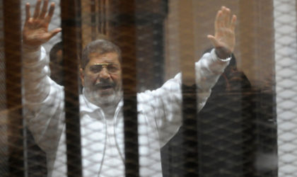 L’ancien président Mohamed Morsi condamné à 3 ans de prison pour «outrage à la justice»