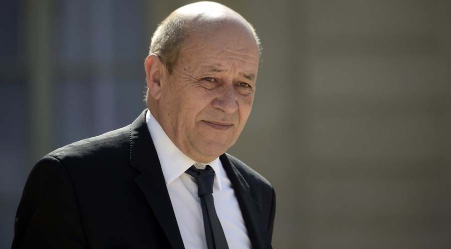 Le Drian traite