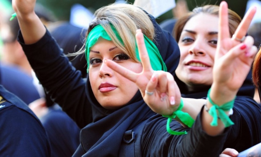 Les Gardiens de la Révolution ont décidé de ne plus arrêter les Iraniens qui contreviennent aux lois islamiques