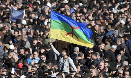 Des intellectuels appellent à la poursuite de la lutte pacifique pour tamazight