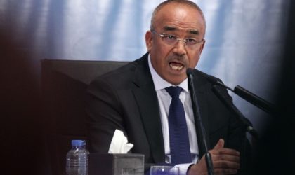 Développement local : Bedoui réunira jeudi à Alger les P/APC et les P/APW