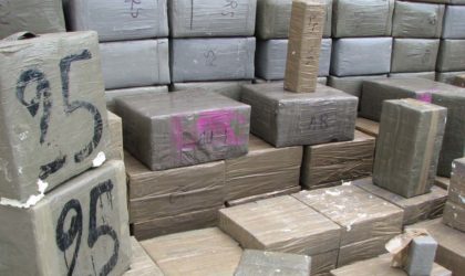 Deux contrebandiers arrêtés à Bordj Badji Mokhtar et 100 kg de kif traité saisis à Oran