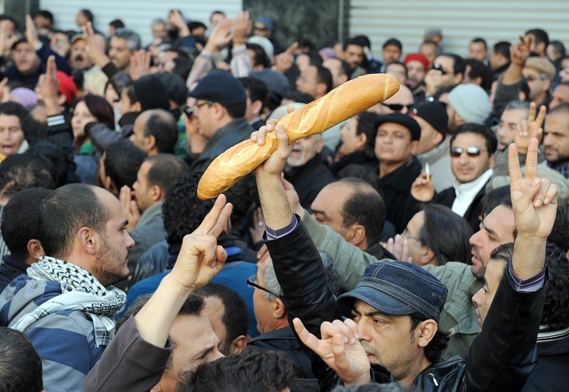 Les Tunisiens sont redescendus massivement cette semaine dans la rue pour dénoncer le chômage, la cherté de la vie et demander plus de justice sociale