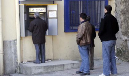 Algérie Poste dément toute panne de ses distributeurs automatiques de billets