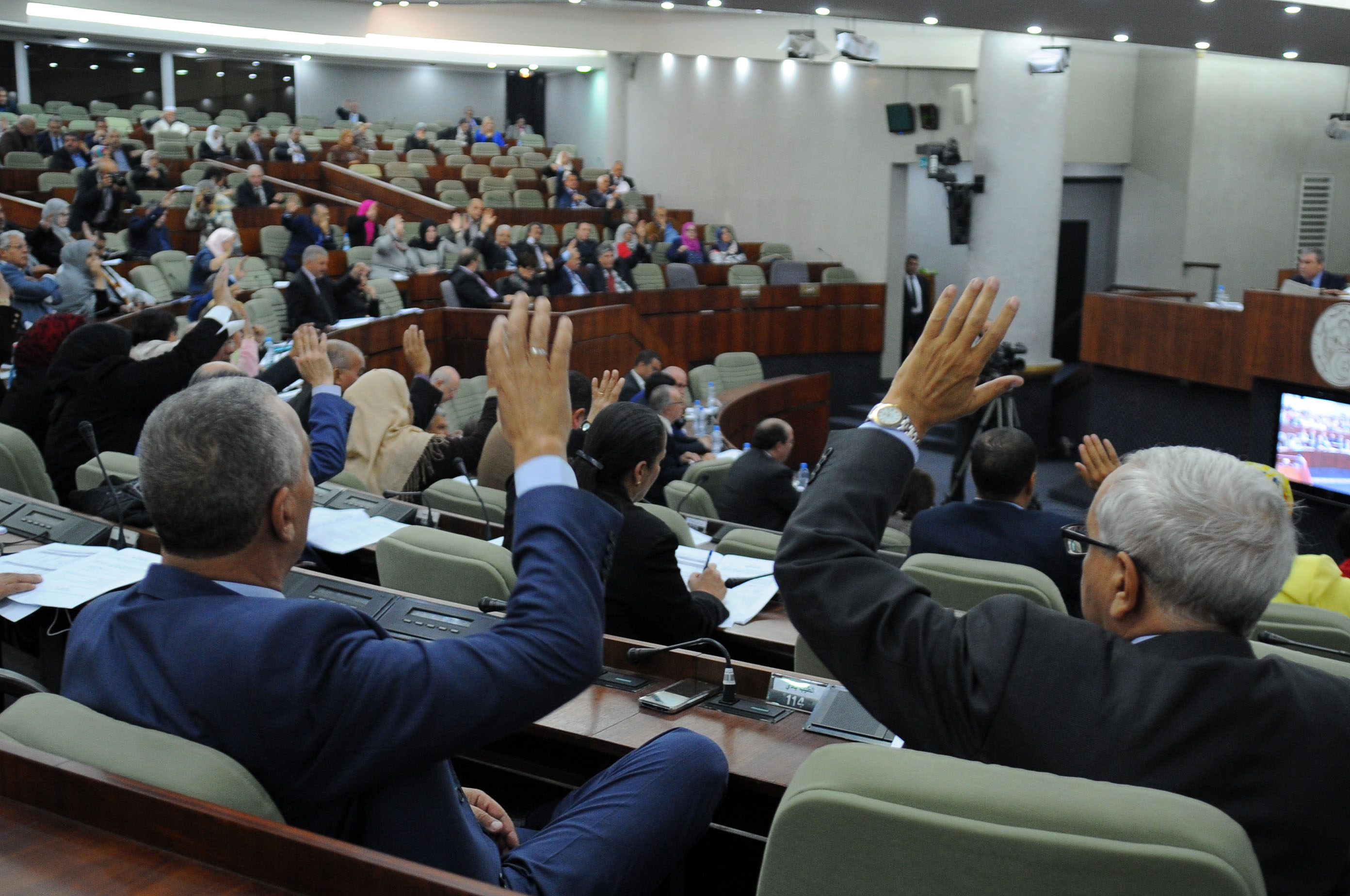 La question de l''enseignement de tamazight est remis en débat à l'APN. New Press