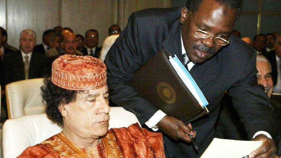 Kadhafi bras droit Sarkozy