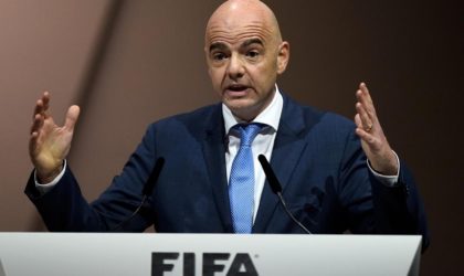 Le président de la Fifa appelle le foot italien à redorer le blason de la sélection nationale