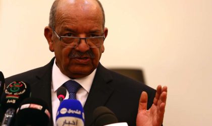 Messahel signe le protocole additionnel au Traité de non-prolifération des armes nucléaires