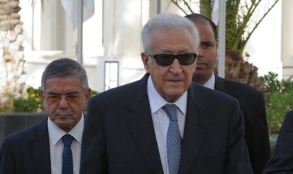 Le président Bouteflika reçoit Lakhdar Brahimi