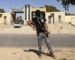 Des Libyens profanent le drapeau des Emirats après la défaite de Haftar