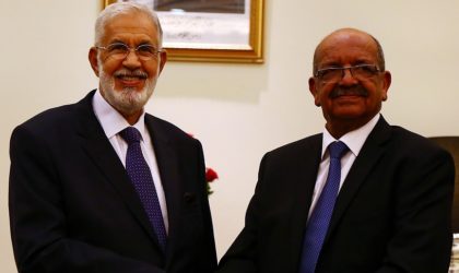 Messahel s’entretient avec son homologue libyen Mohamed-Tahar Syala