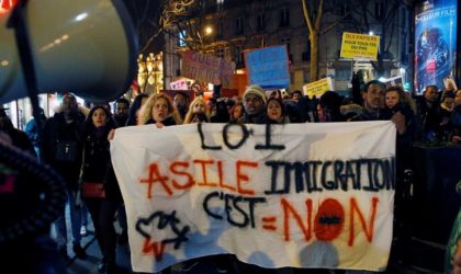 Des collectifs de sans-papiers en France appellent au retrait de la loi «asile-immigration»