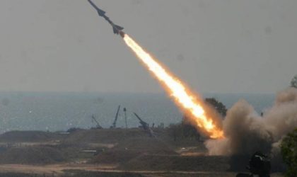 L’armée saoudienne intercepte un missile balistique lancé depuis le Yémen vers Jizan